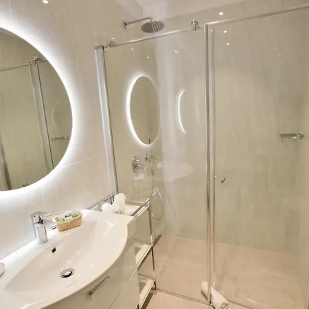 Phoenix - Aparthotel 2*