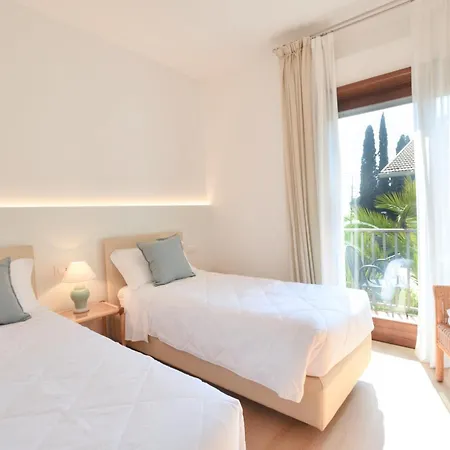 Hotel apartamentowy Phoenix - Riva